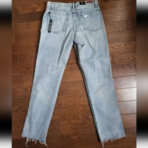 Blank NYC Jeans "The Rivington" NWT - Picture 2 of 4